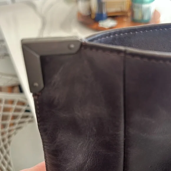 Coach Vintage Leather Tote From 2014 Deep Plum. - Picture 9 of 12